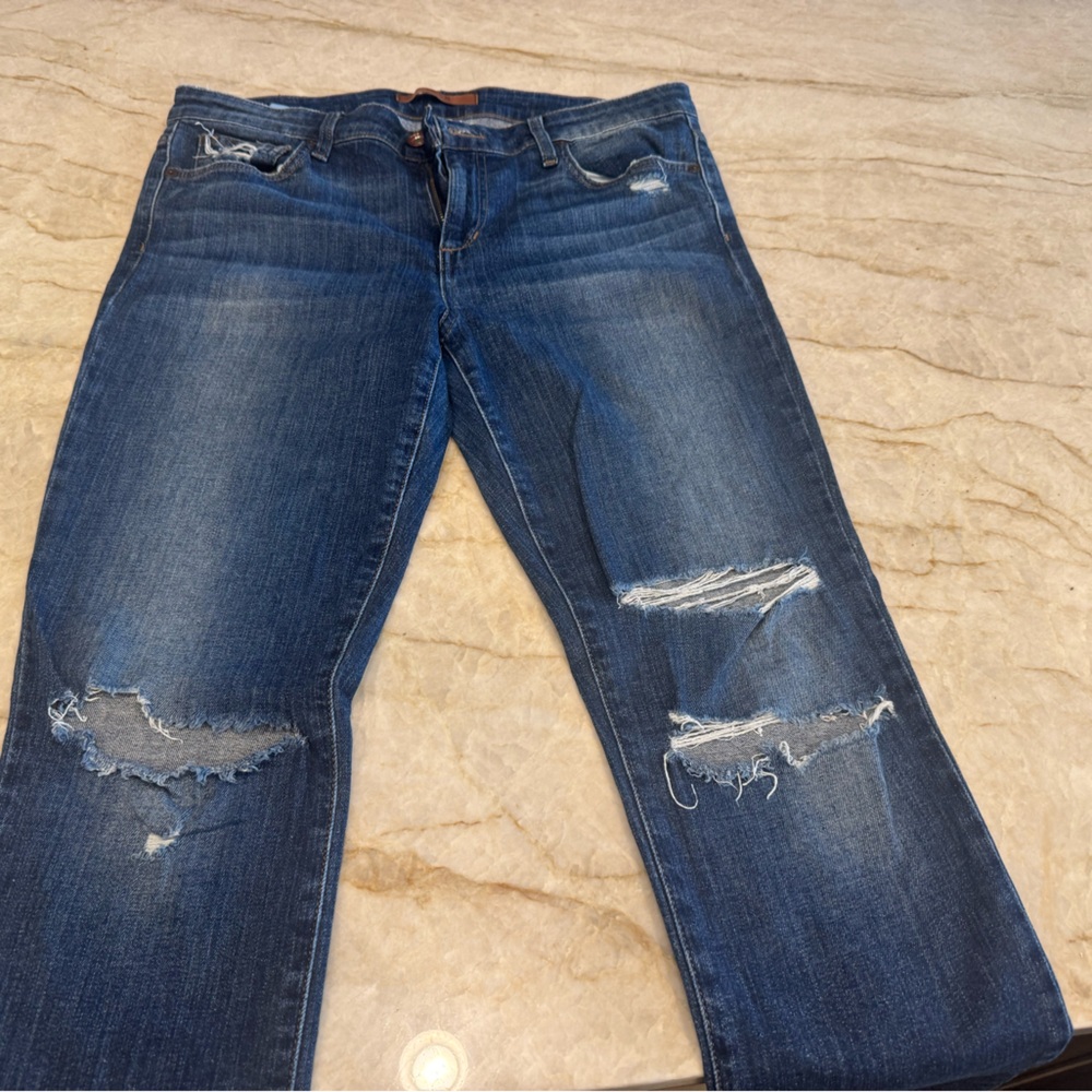 Women's Distressed Blue Jeans